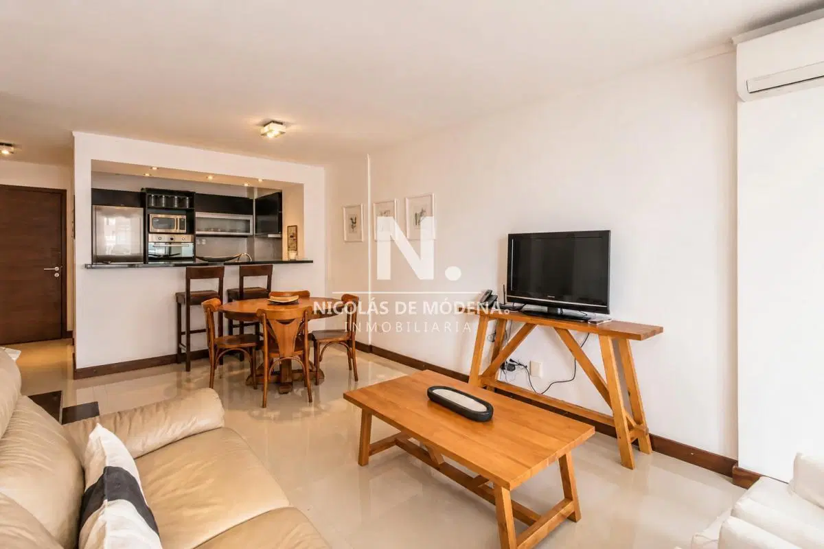En alquiler apartamento de 2 dormitorios con una vista espectacular en Brava, Punta del Este 8