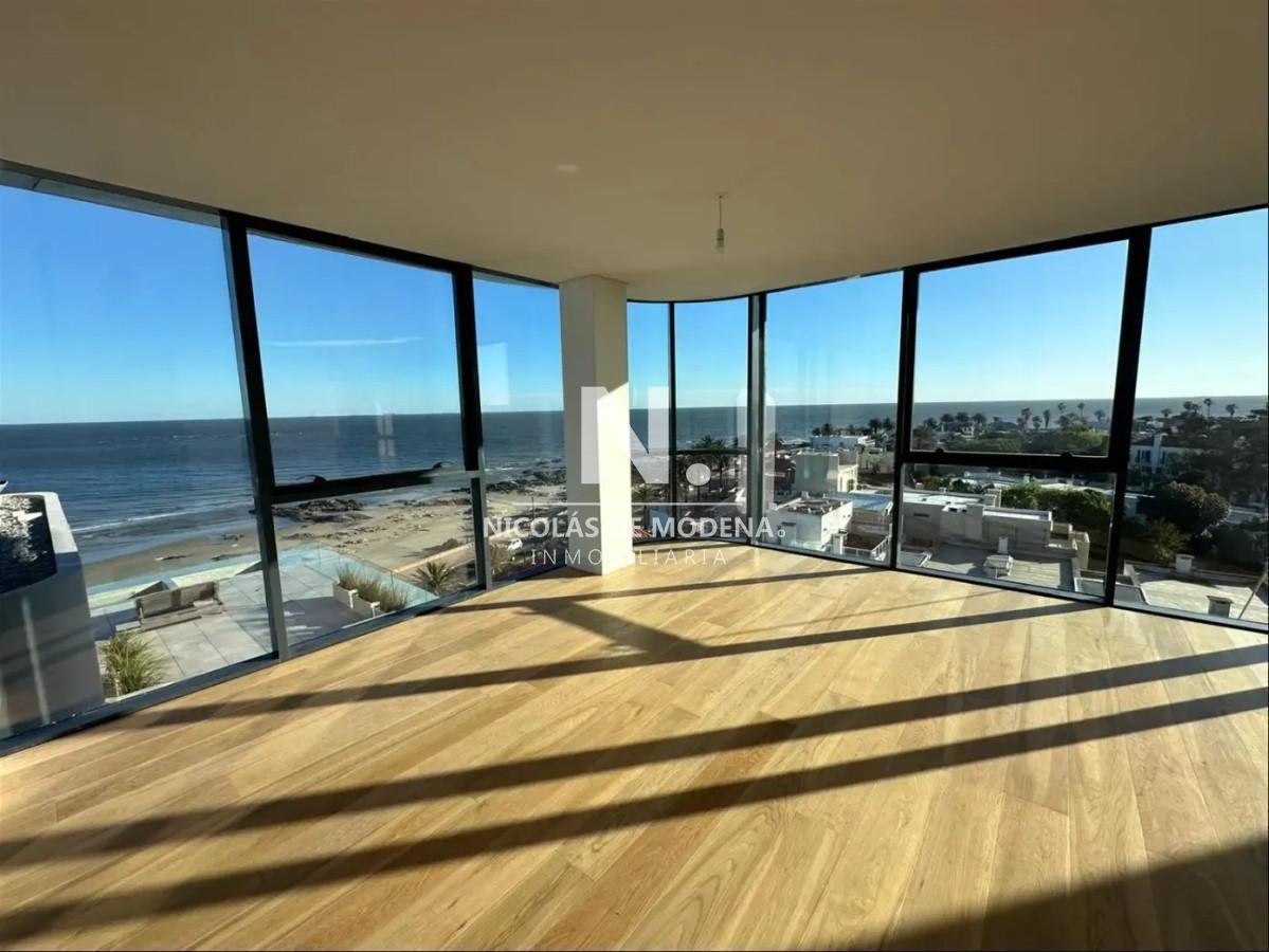 Foto de Penthause en Venta de 3 Dormitorios frente a la Rambla Carrasco. Montevideo, imagen 1