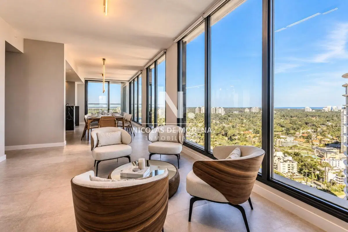 Exclusivo Penthouse frente al mar en Venetian - Playa Mansa, Punta del Este de 4 dormitorios 2