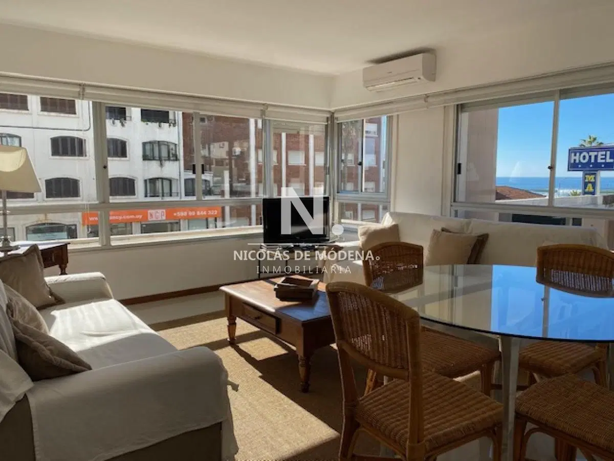 En venta apartamento de 2 dormitorios en Península, Punta del Este 1