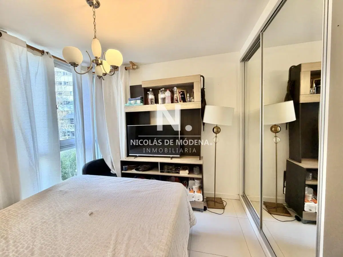 APARTAMENTO EN VENTA SOBRE ROOSEVELT CON GARAJE 8
