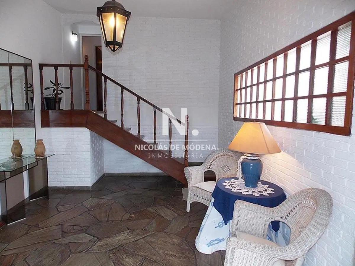 Vende casa en Mansa, Punta del Este de 3 dormitorios. 4