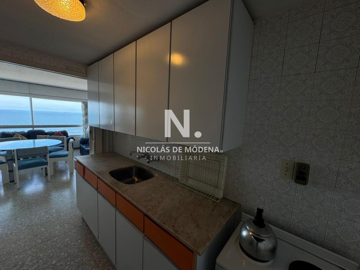 Foto de Apartamento en Venta de 3 dormitorios en Península , Punta del este , Gorlero , Playa brava, imagen 2