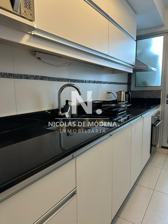 Foto de Espectacular apartamento 2 dormitorios en venta con vista a la Isla Gorriti en Punta del Este de 2 d, imagen 3