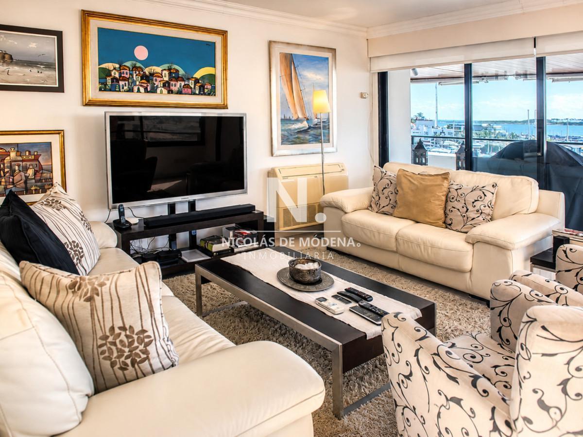 Foto de Espectcular departamento en venta frente al puerto 3 dormitorios, imagen 1