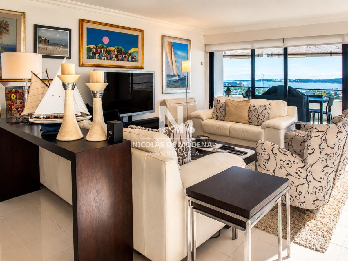 Foto de Espectcular departamento en venta frente al puerto 3 dormitorios, imagen 4