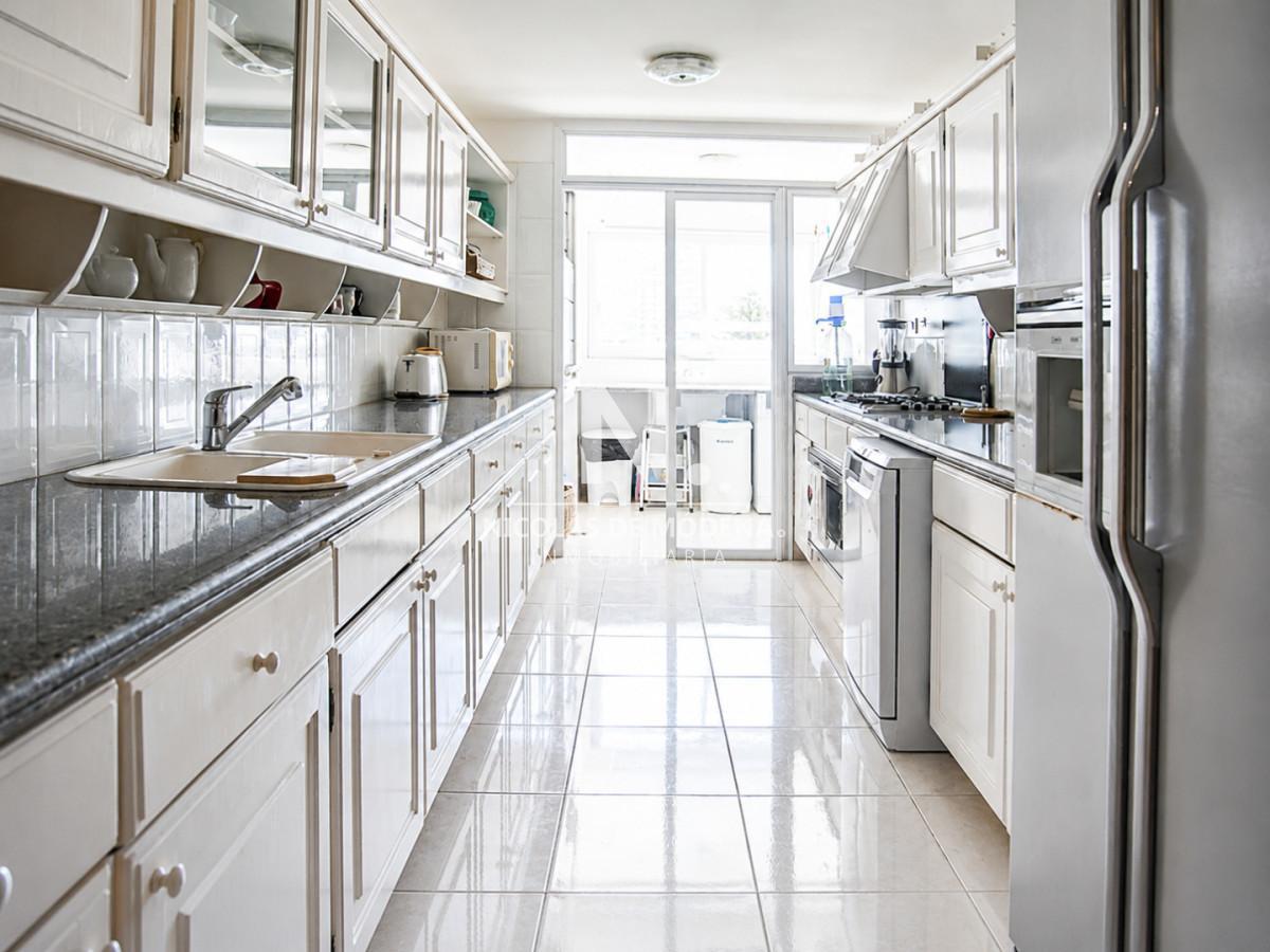 Foto de Hermoso Departamento en venta con vista al mar, primera fila, imagen 3