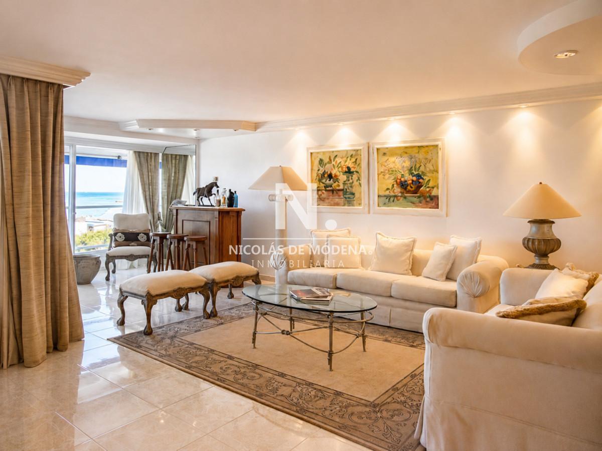 Foto de Hermoso Departamento en venta con vista al mar, primera fila, imagen 1