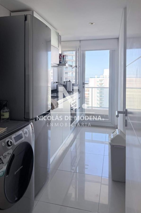 Foto de Vende departamento de 2 dormitorios en Punta del Este, imagen 4