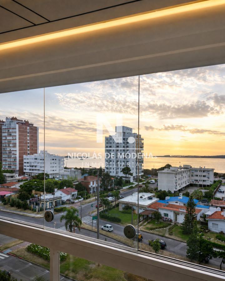 Foto de Vende Apartamento de 2 dormitorios con vista parcial al mar en Mansa, imagen 2