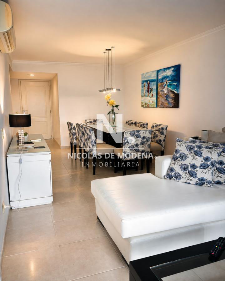 Foto de Vende Apartamento de 2 dormitorios con vista parcial al mar en Mansa, imagen 2