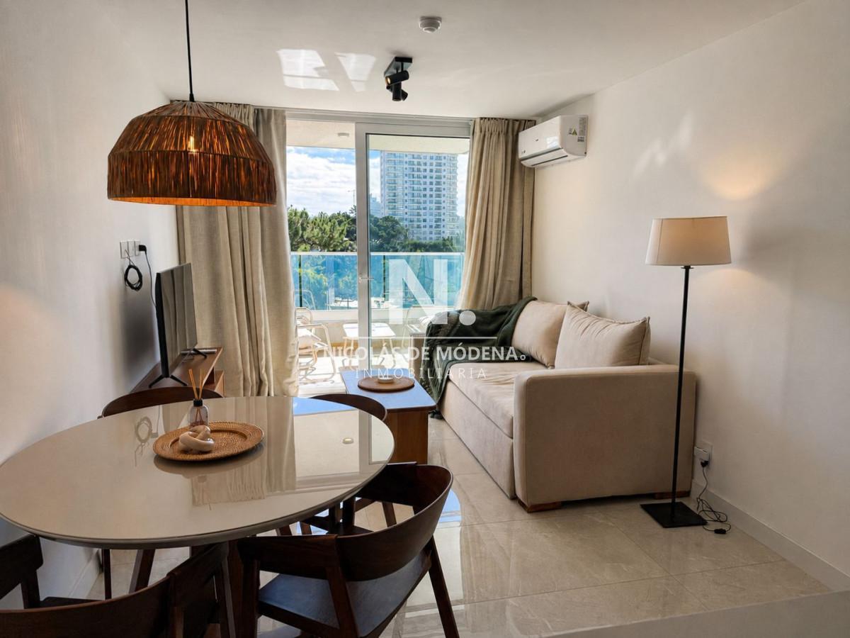 Foto de Alquila excelente apartamento de 1 dormitorio en Brava - Punta del Este, imagen 2