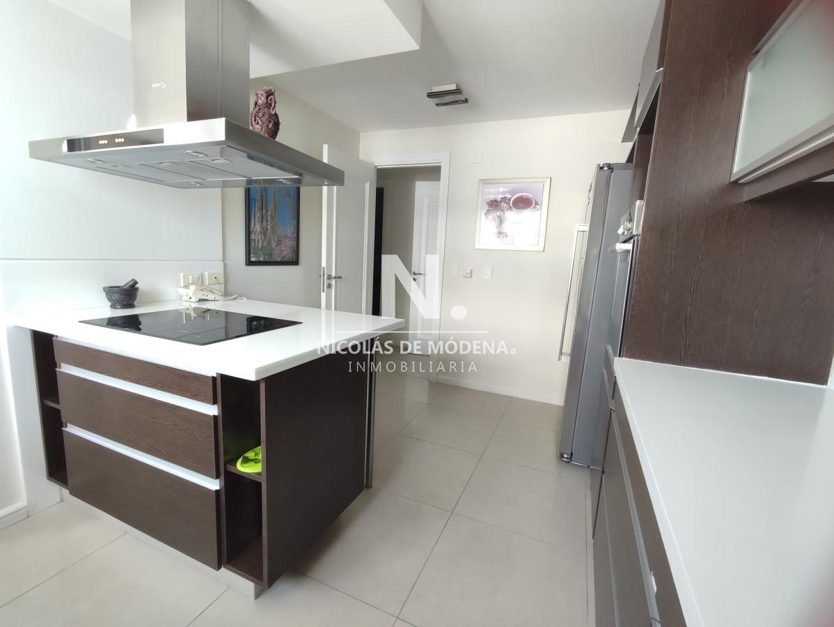 Foto de Apartamento de 3 dormitorios con vista al mar, imagen 2