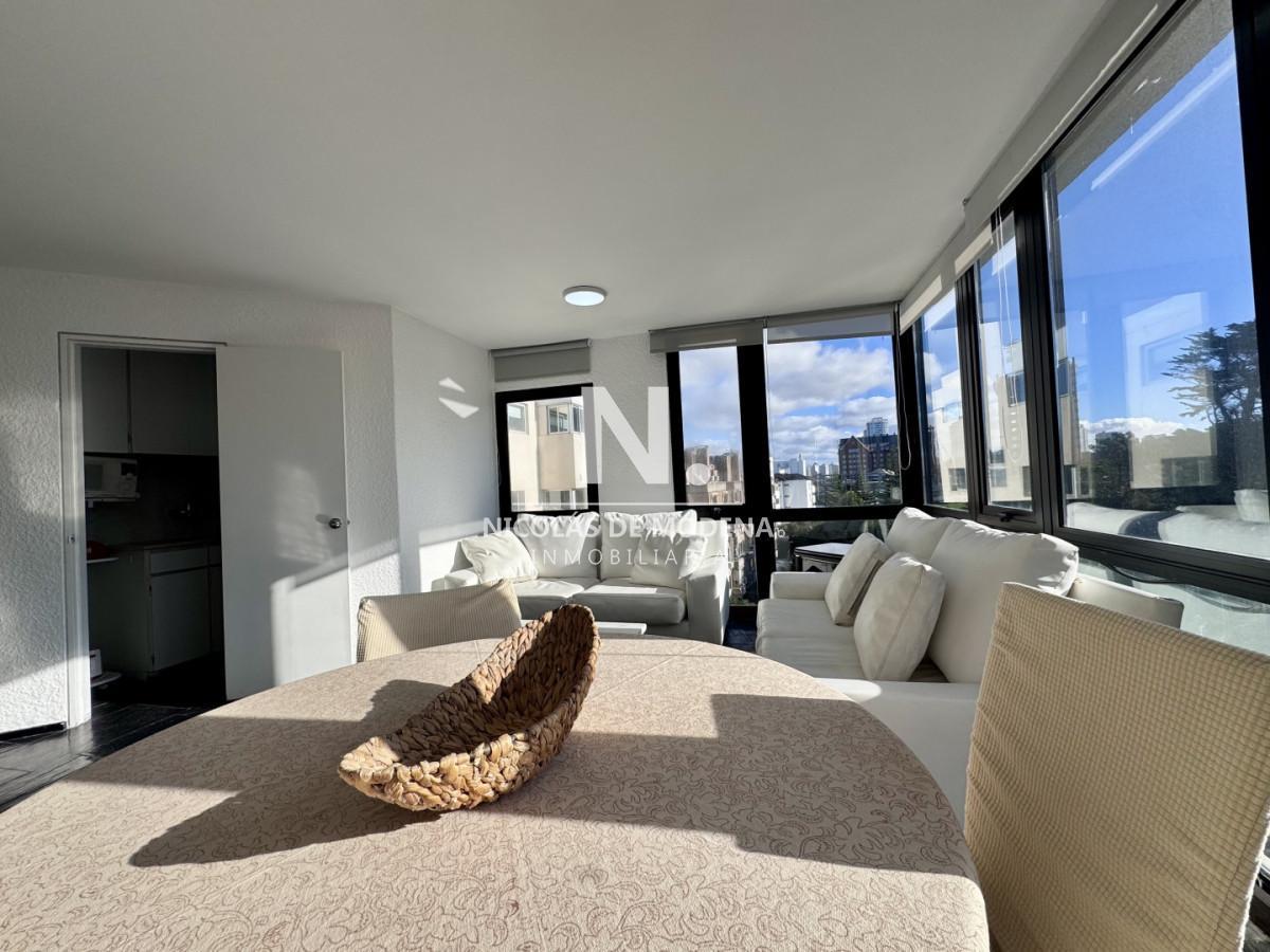 Foto de Apartamento de dos dormitorios en primera línea, Playa Brava, imagen 4