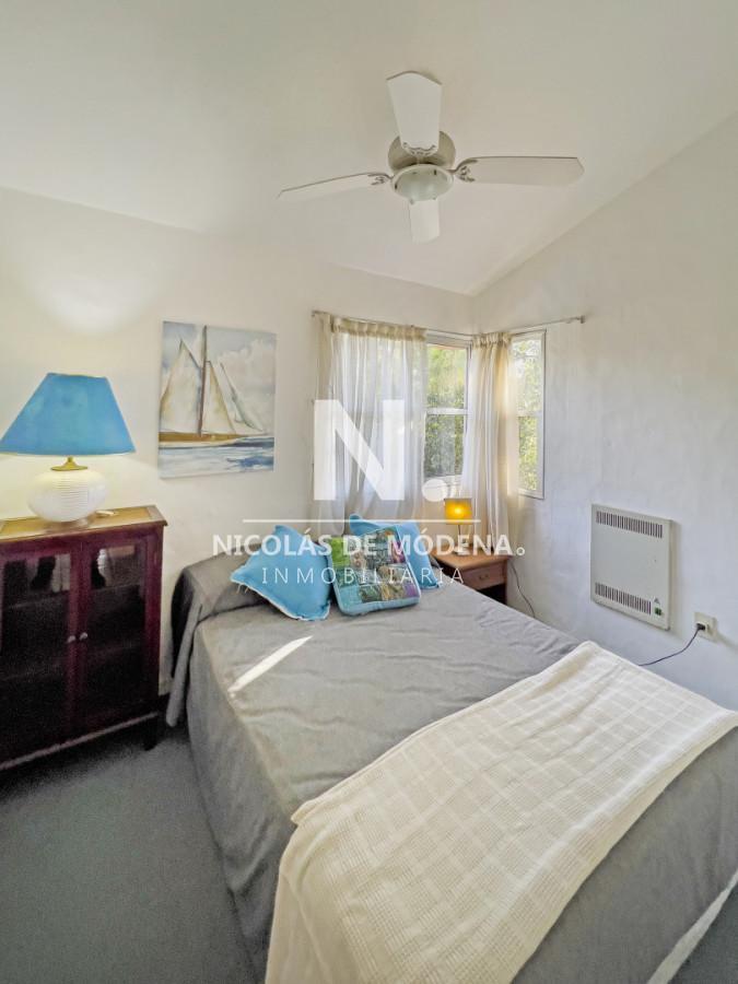 Foto de Apartamento en venta de tres dormitorios en Punta del Este, imagen 2