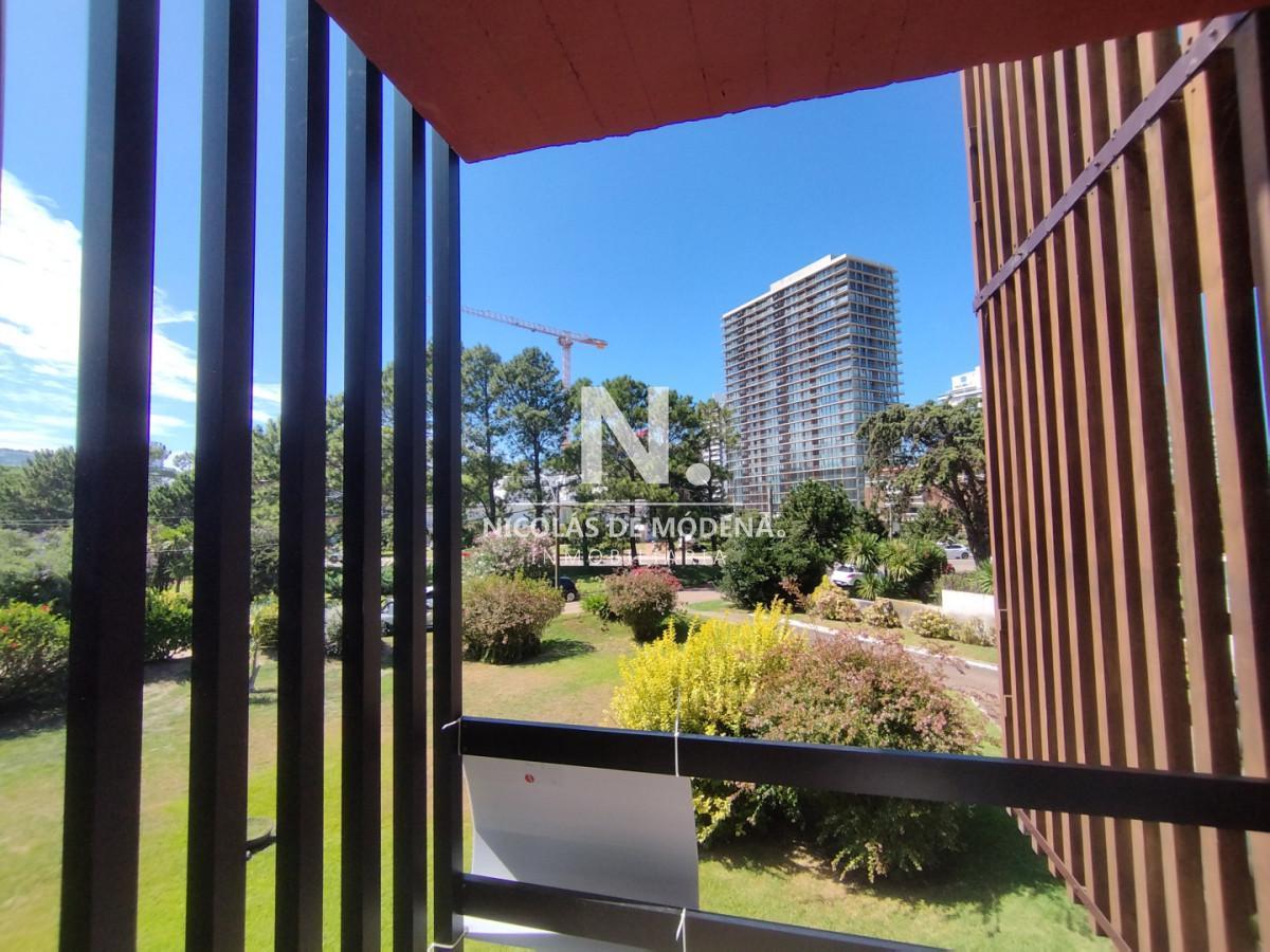 Foto de Departamento de dos dormitorios en venta en Punta del Este, imagen 4