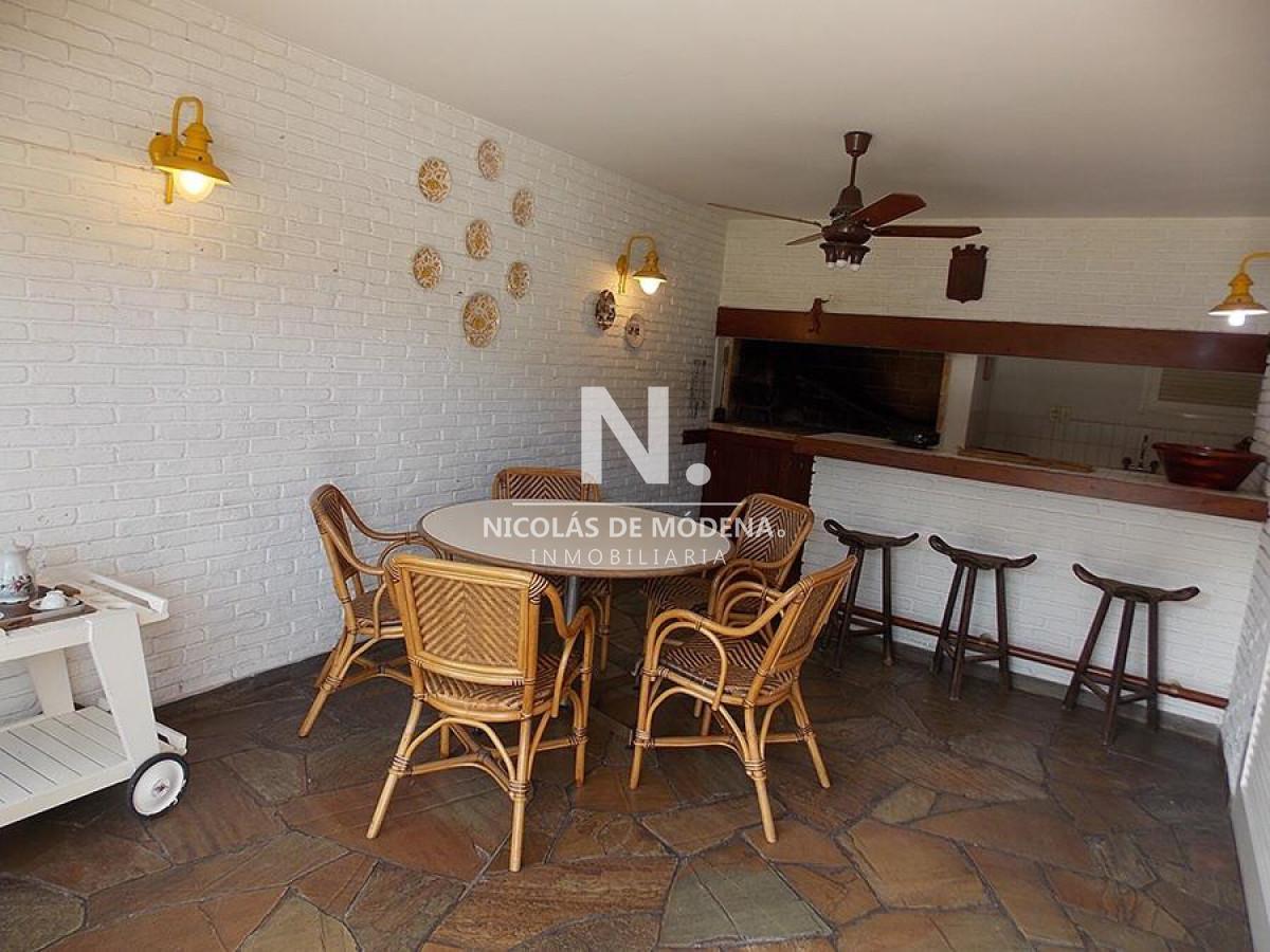 Foto de Vende casa en Mansa, Punta del Este de 3 dormitorios., imagen 3