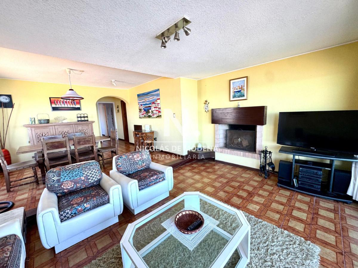 Foto de Excelente apatamento en venta en playa emir de 3 dormitorios, imagen 4