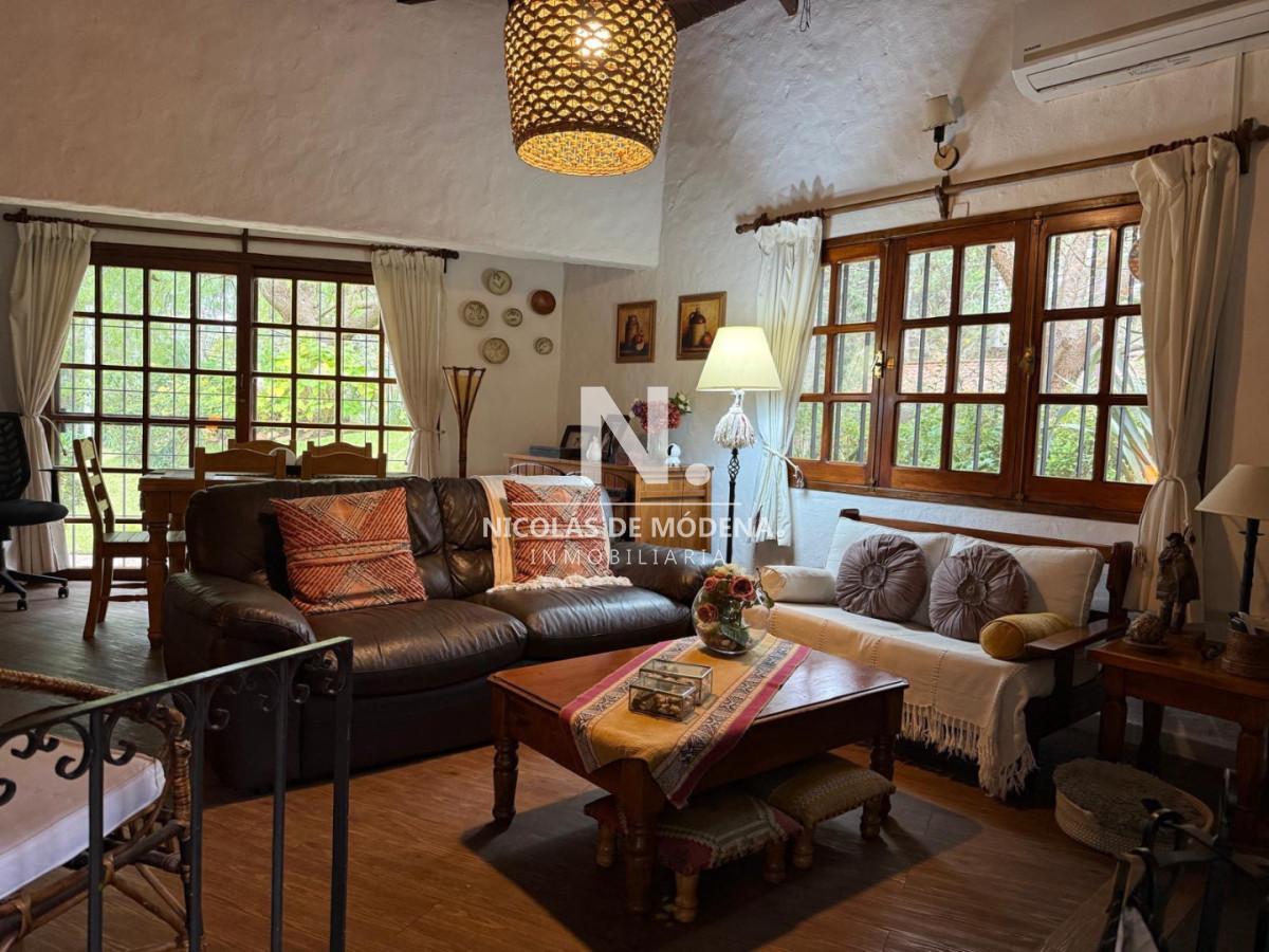 Foto de A pocas cuadras de la playa - Casa de 4 dormitorios en Venta, Pinares, imagen 3