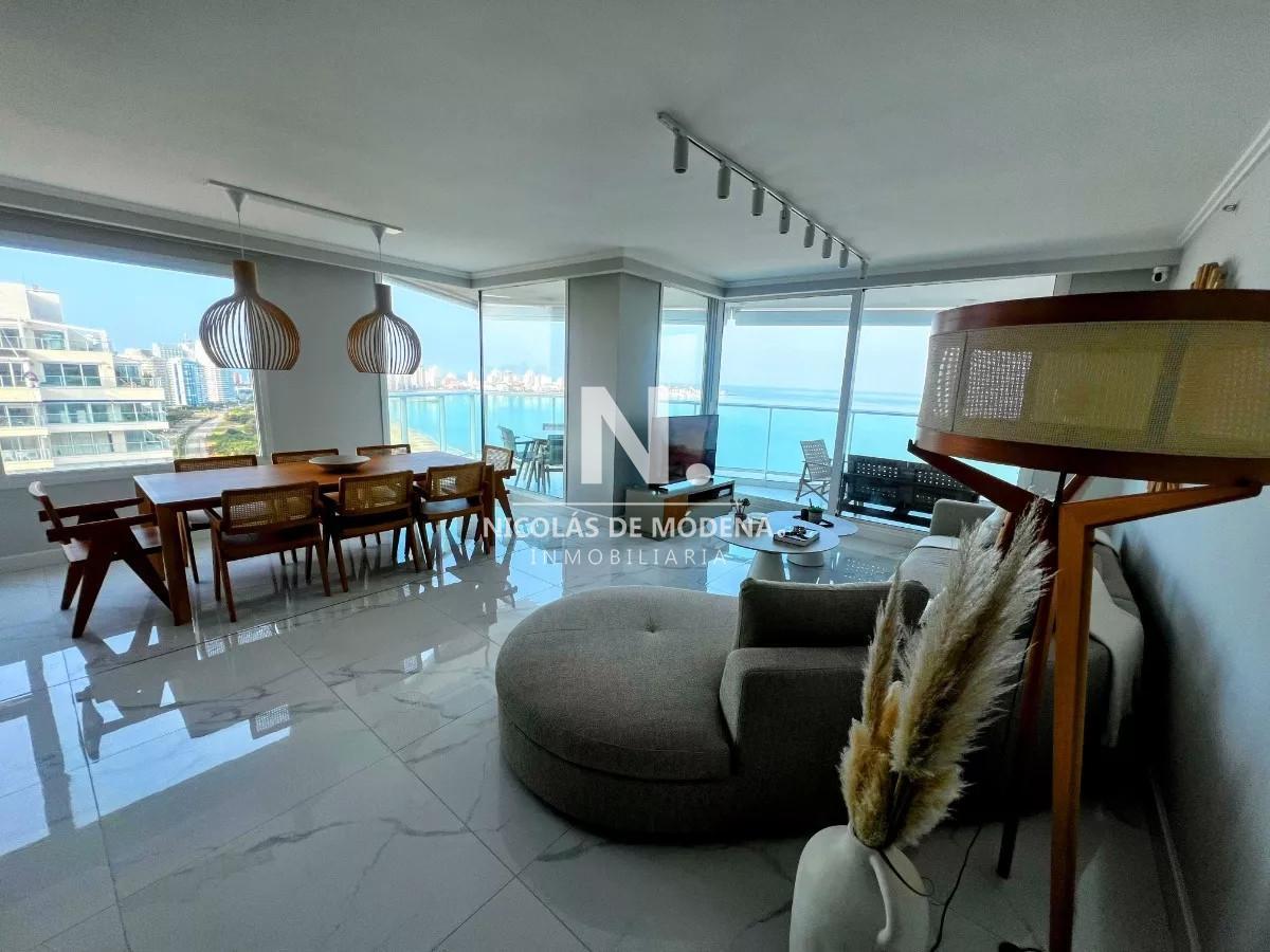Foto de Hermoso departamento de 4 dormitorios en venta en primera fila e Playa, imagen 1