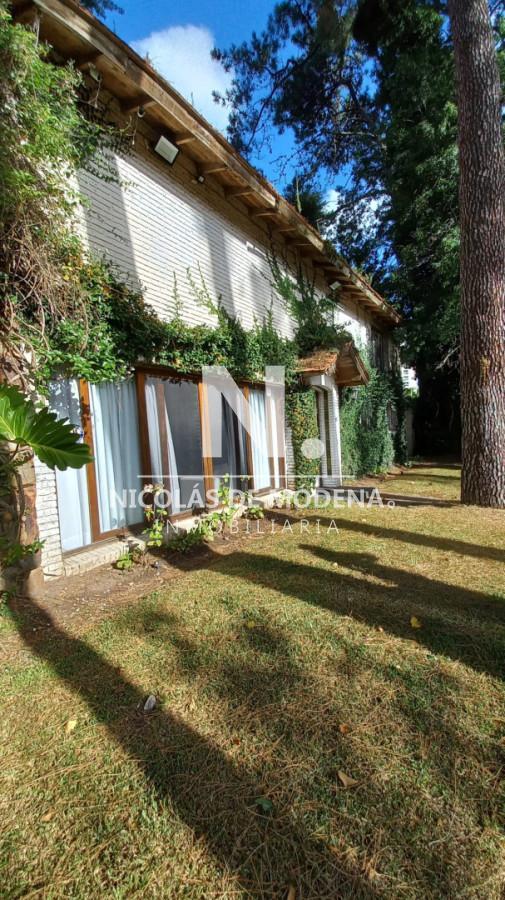 Foto de Casa en Cantegril de 3 dormitorios en venta , Punta del Este, imagen 2