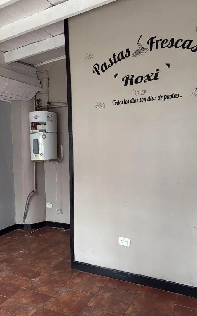 Local Comercial en alquiler en Lanus Este 4
