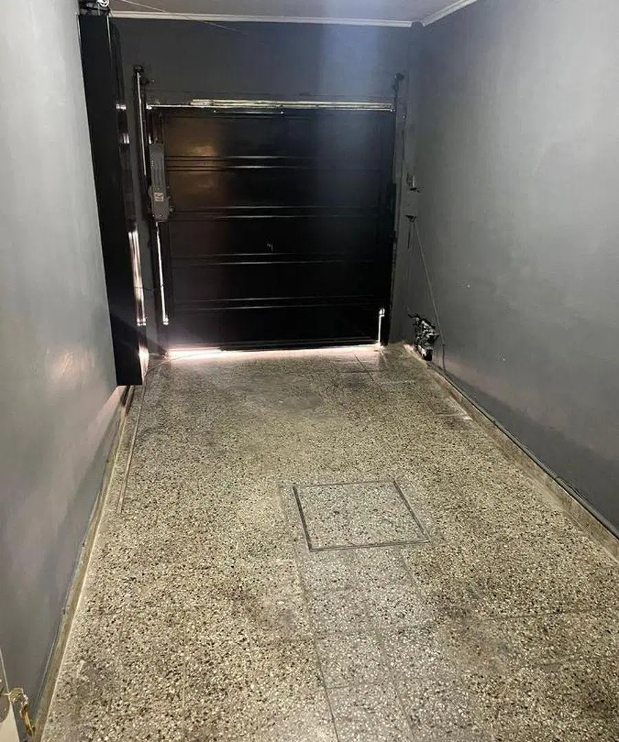 Casa de tres ambientes en venta en Lanús 5