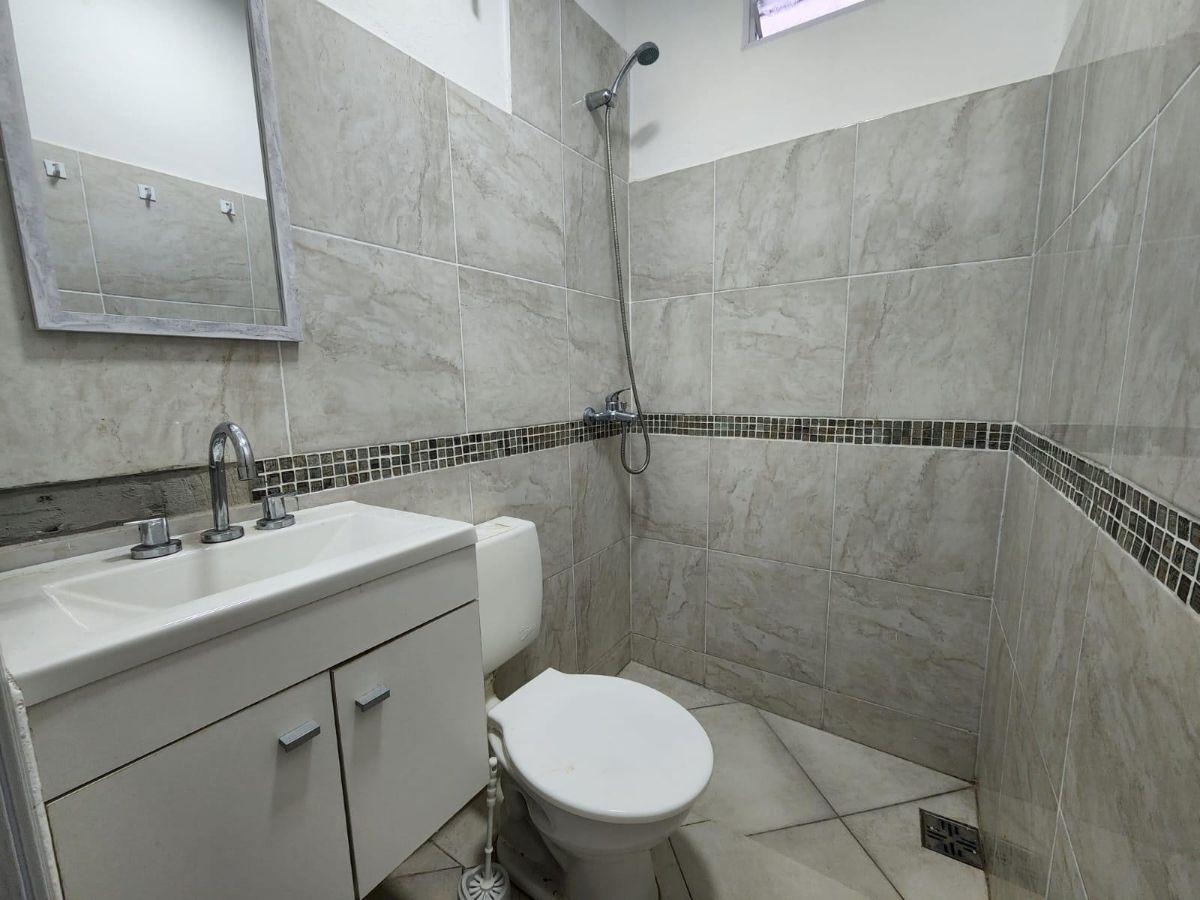 Foto de Alquiler departamento 2 ambientes en Lanús Oeste, imagen 5
