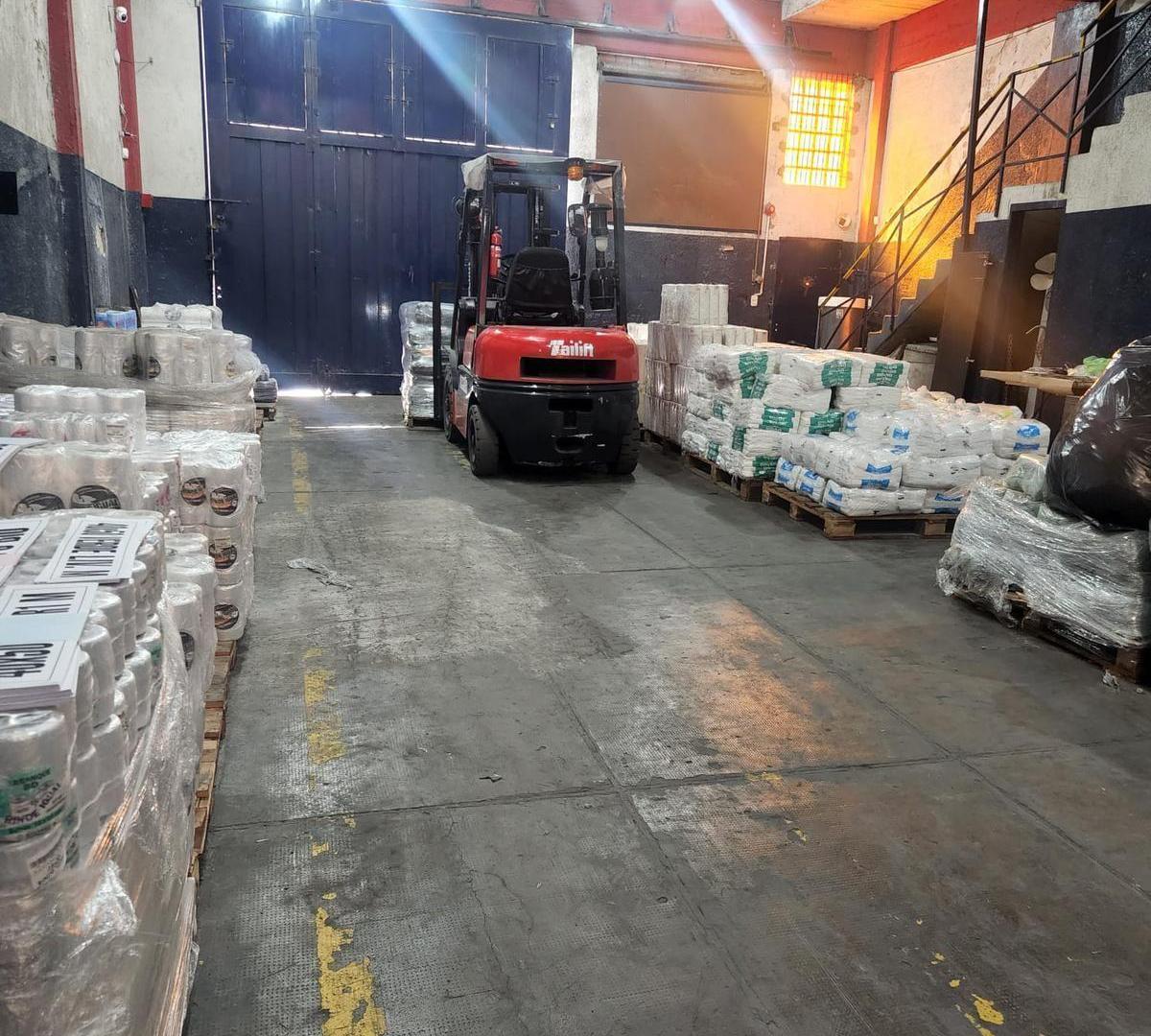 Foto de Depósito en venta en Lanus Oeste, imagen 4