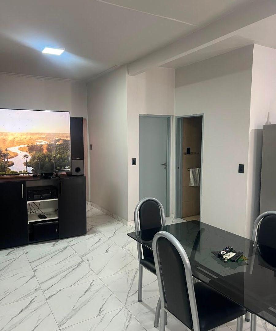 Foto de Casa de 280m² con 5 dormitorios y cochera en venta en Lanús Oeste, imagen 5