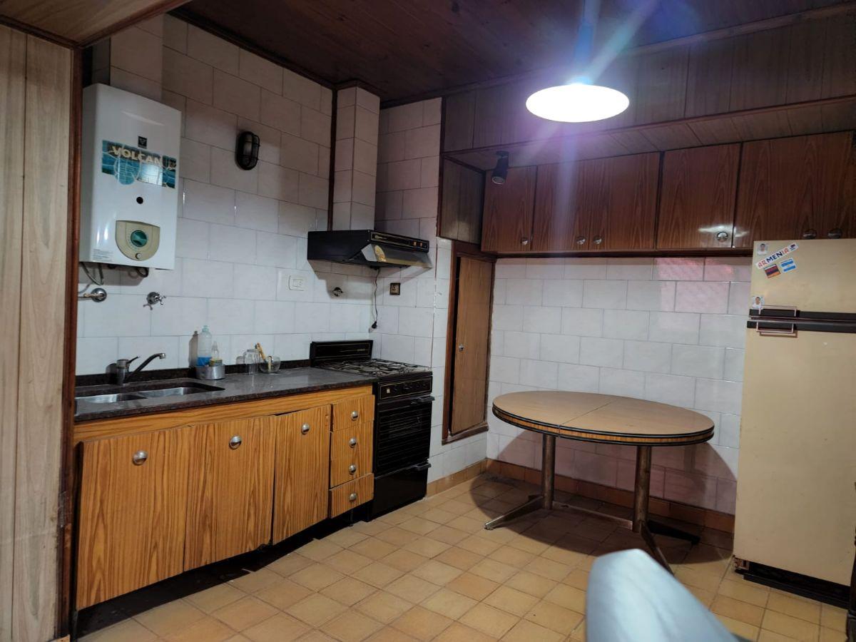 Foto de Casa de 165 m² con 3 dormitorios en venta en Lanus Oeste, imagen 4