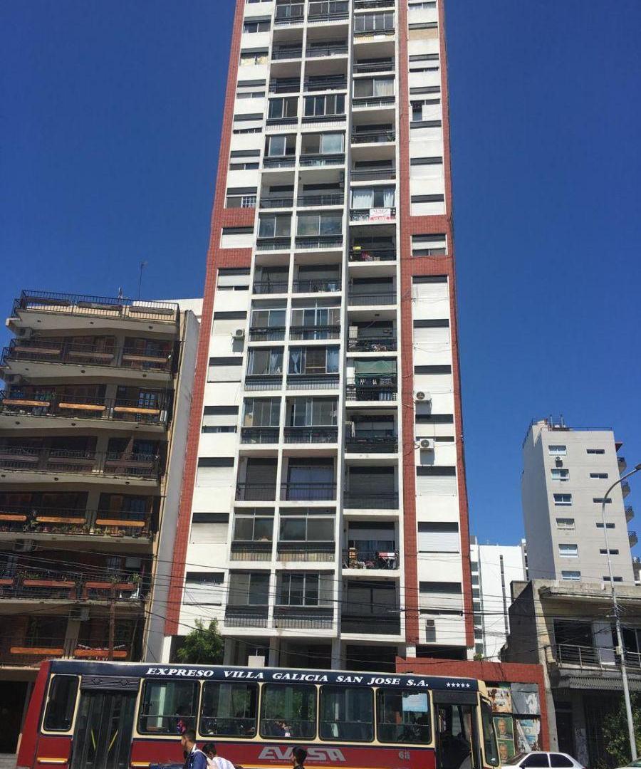 Departamento 2 ambientes Wilde