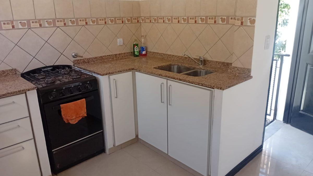 Foto de PH 2 ambientes con Patio, imagen 5