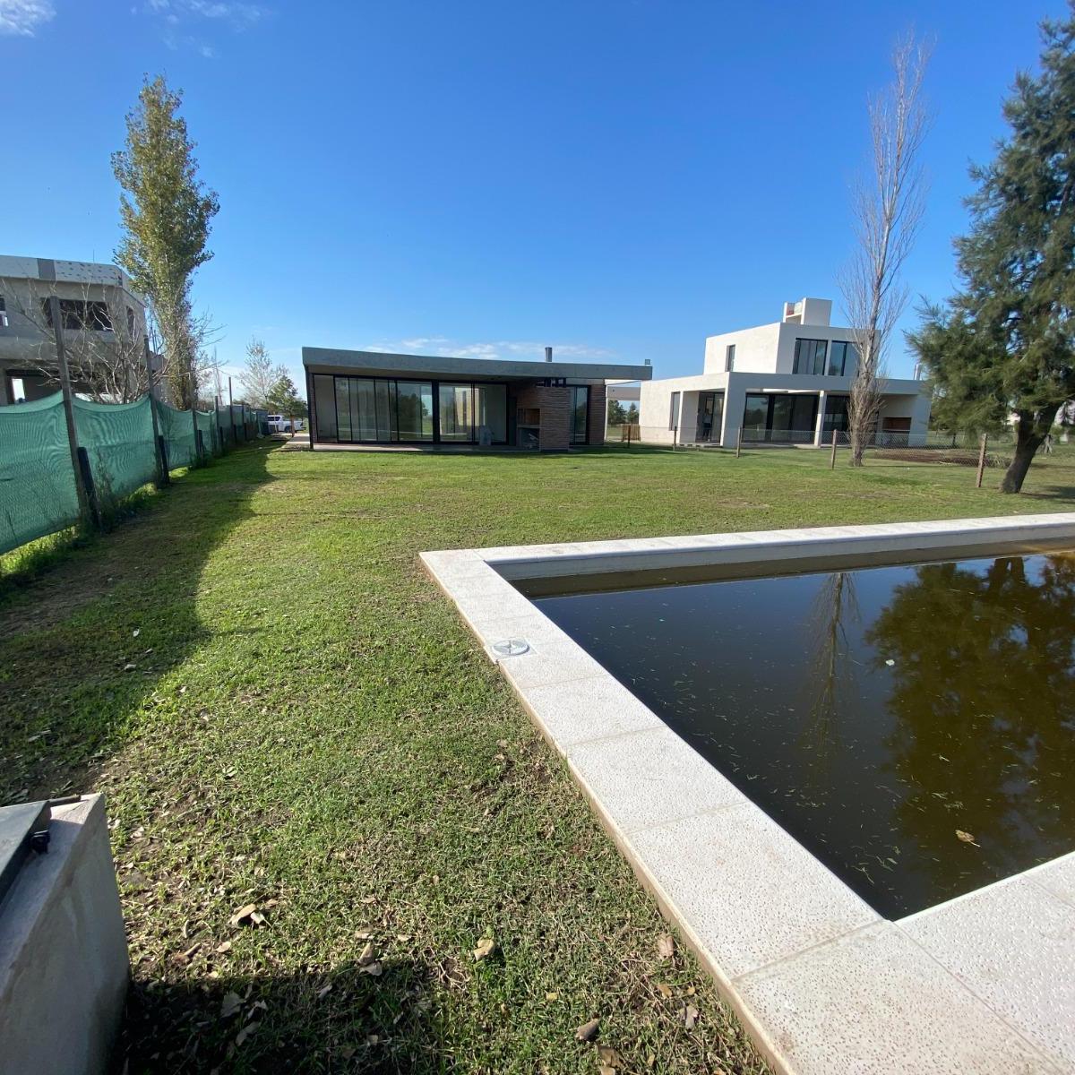 Venta Casa de 3 Dorm. en La Rinconada, Ibarlucea 5