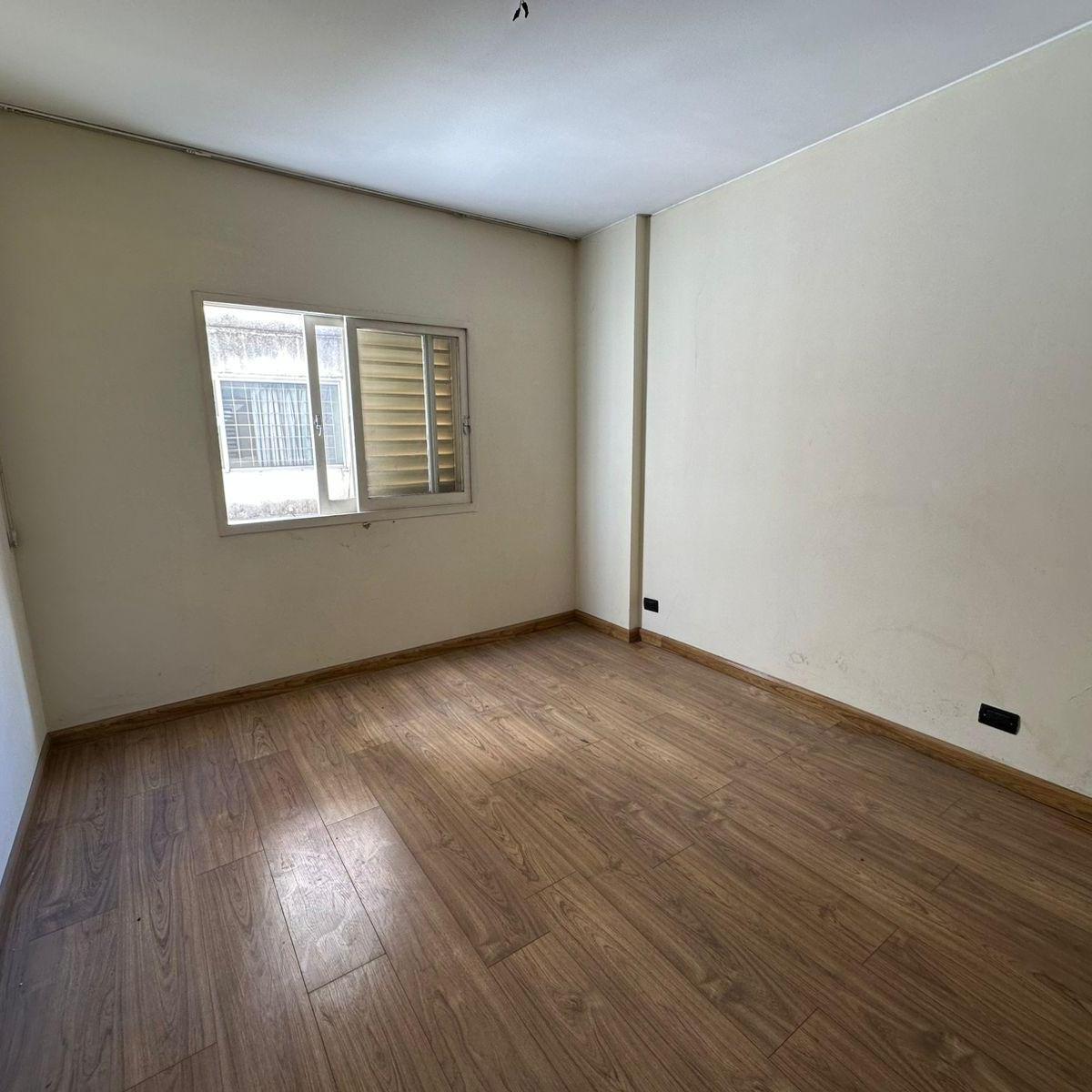 Venta Departamento Piso Exclusivo de 3 Dorm. Apto Crédito en Zona Centro 3