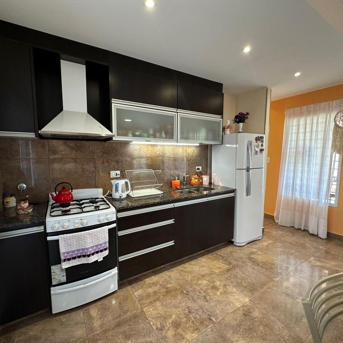 Venta Casa de 2 Dorm. Apto Crédito en Pueblo Esther 3