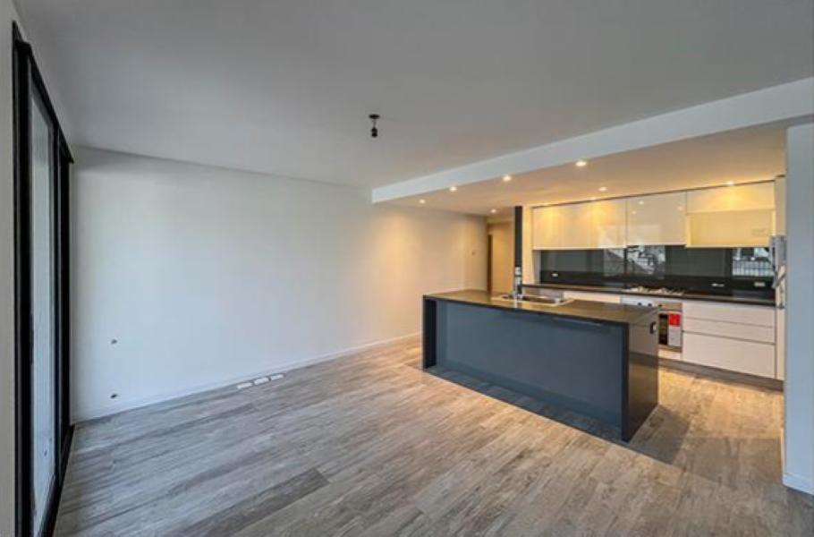 Venta Departamento de 3 Dorm. en Zona Centro 3