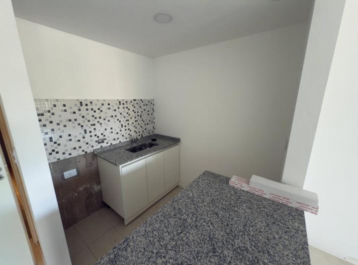 Venta departamento 2 dormitorios con cochera en Baigorria 2