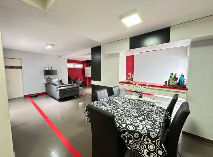 Venta casa de 3  dormitorios  2 habitaciones en La Florida. Apto crédito. 4
