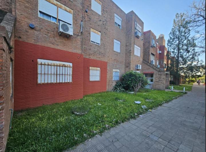 Venta departamento 3 dormitorios barrio Rucci. Apto crédito. 4