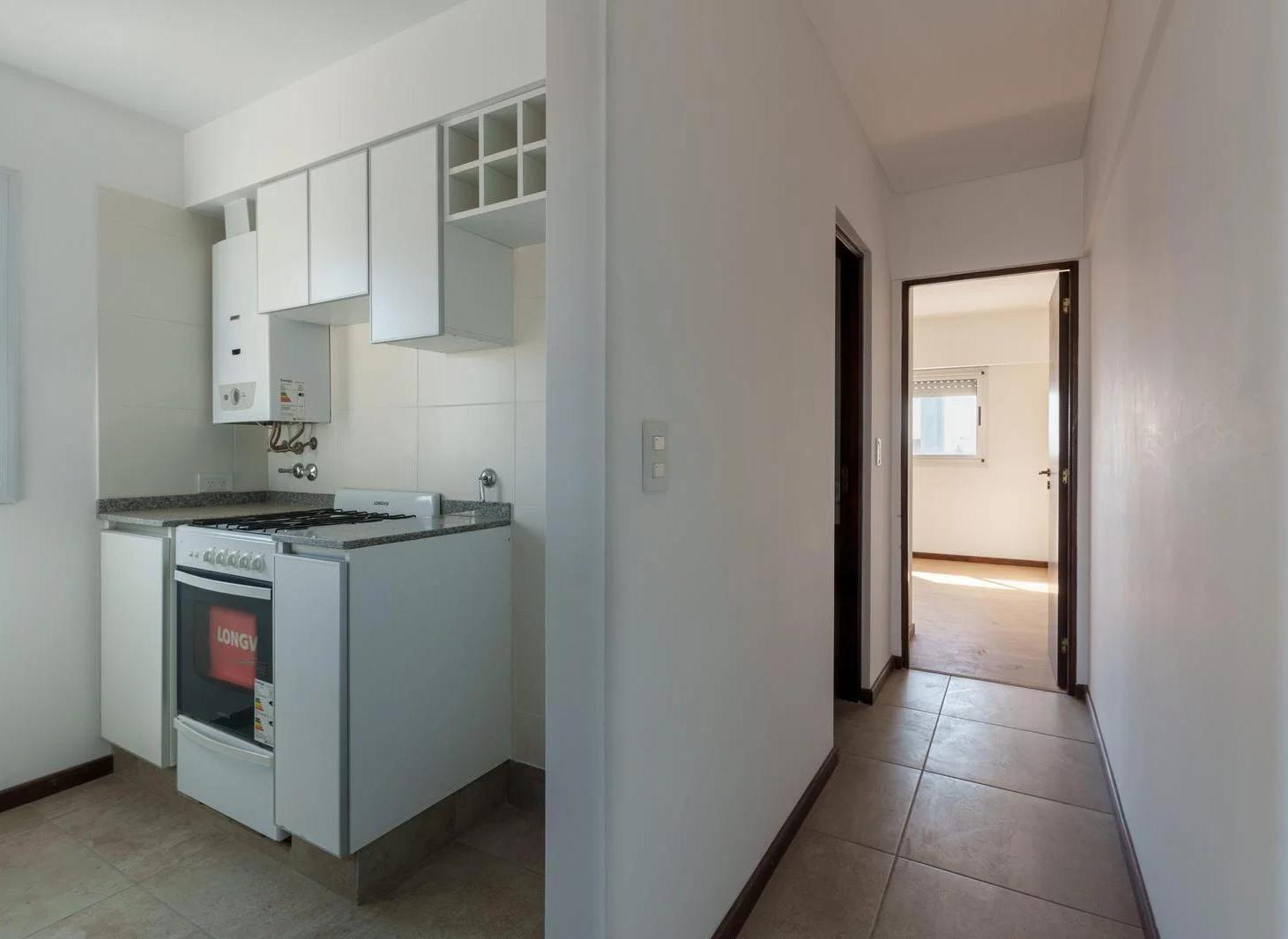 Venta departamento 1 dormitorio con balcón barrio Pichincha, Rosario
