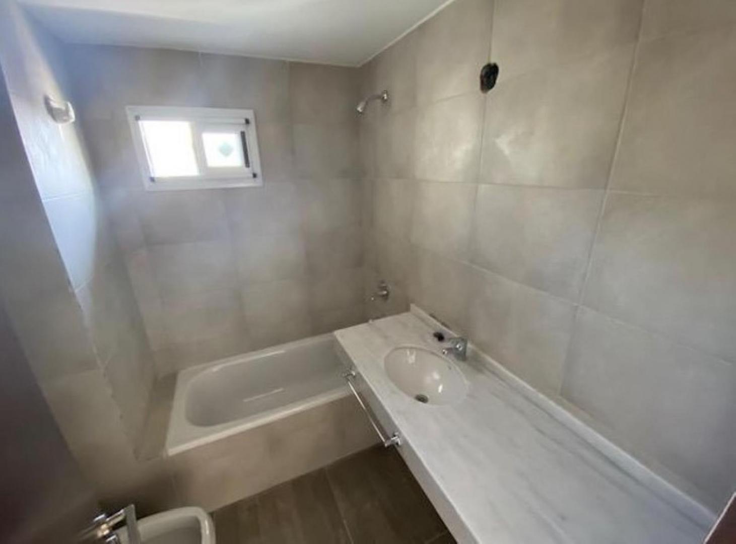 Venta departamento 1 dormitorio con balcón barrio Pichincha, Rosario