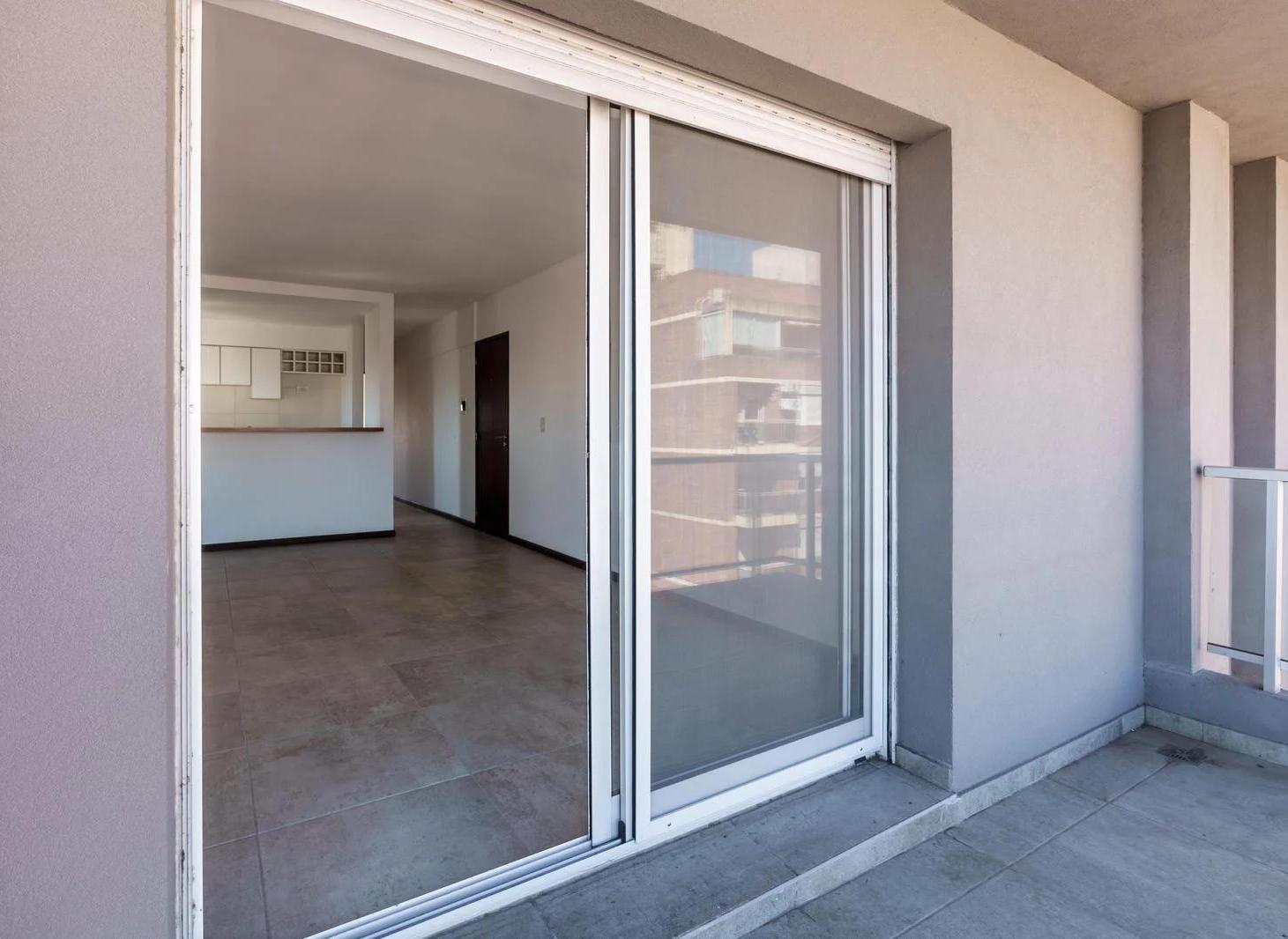 Venta departamento 1 dormitorio con balcón barrio Pichincha, Rosario