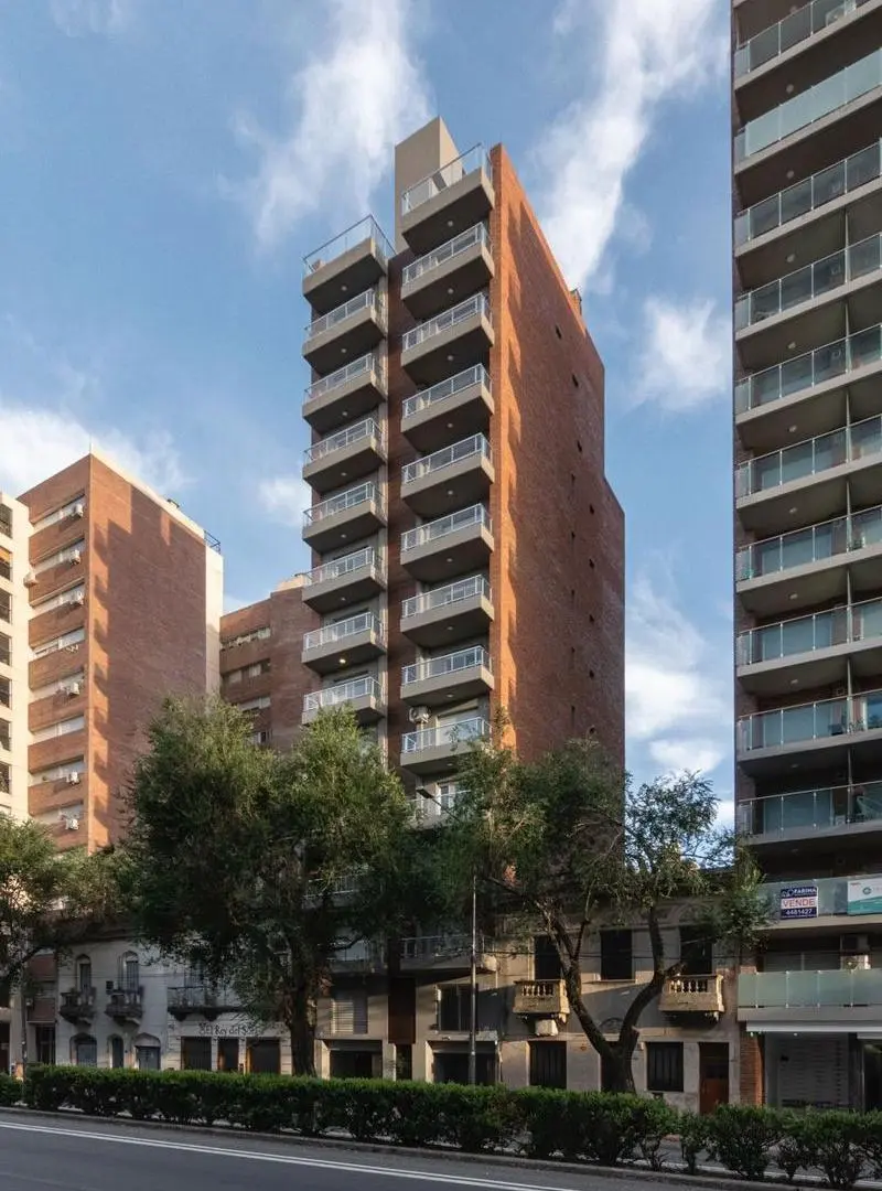 Venta departamento Duplex de 2 dormitorios con terraza de uso exc barrio Nuestra Señora de Lourdes 2