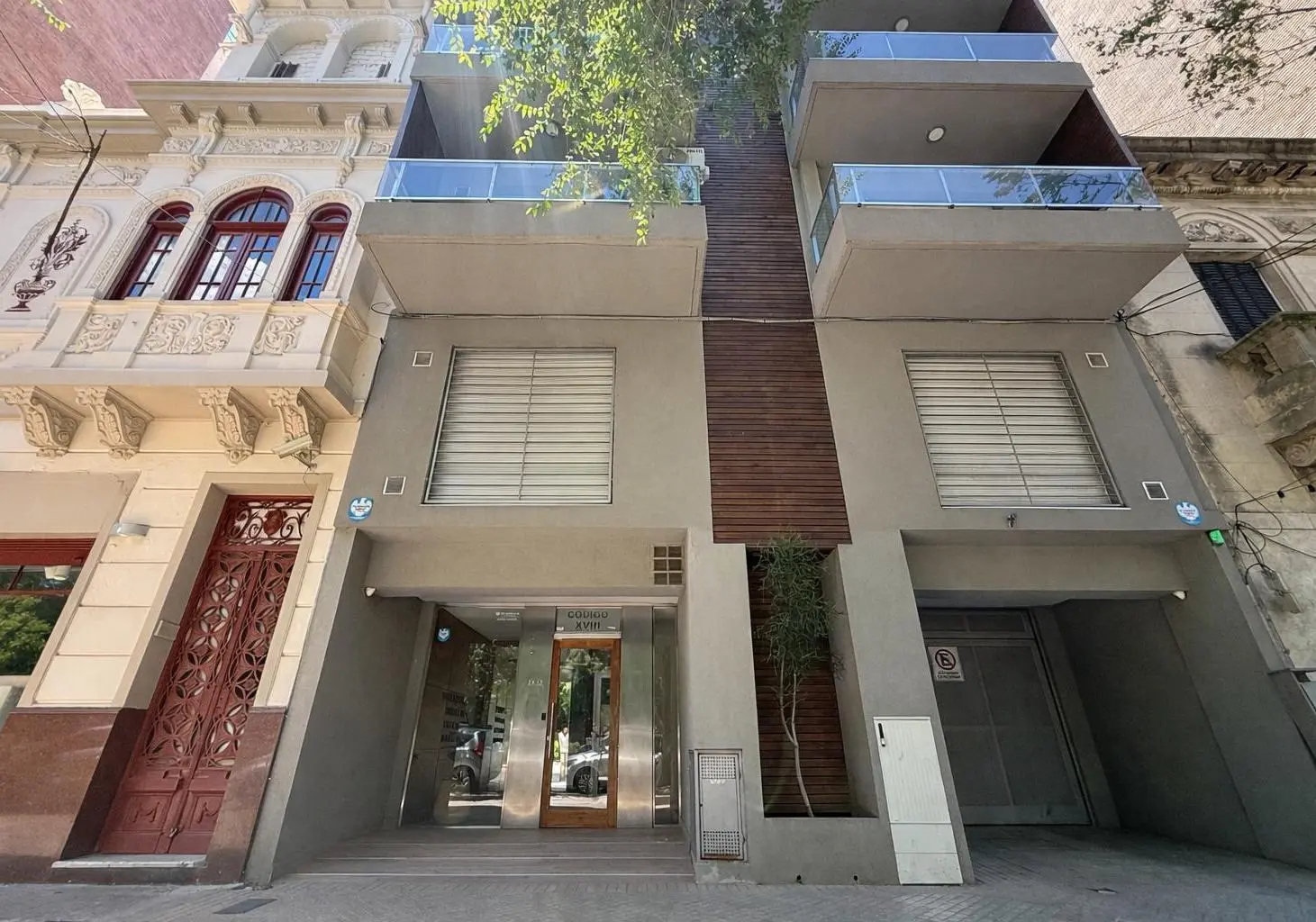 Venta departamento Duplex de 2 dormitorios con terraza de uso exc barrio Nuestra Señora de Lourdes 5