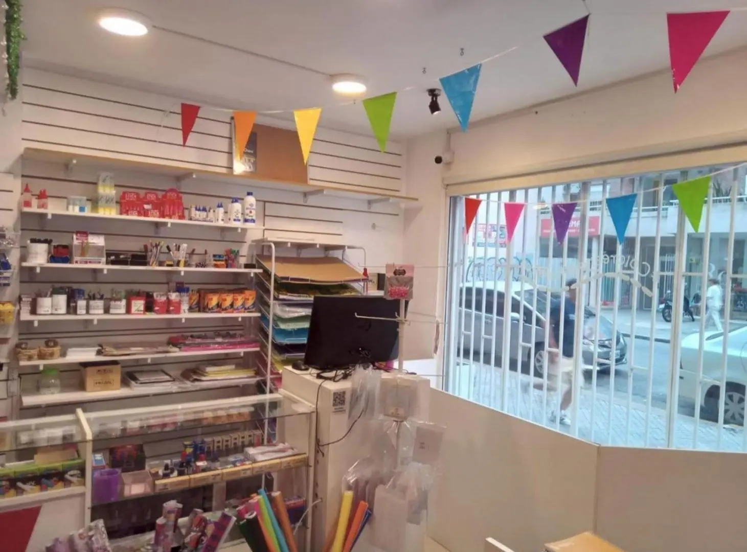 Venta local comercial al frente  barrio Martin, Rosario 3