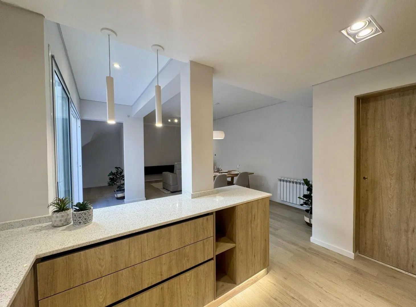 Venta casa de 3 dormitorios con patio y parrillero, zona Centro, Rosario 4