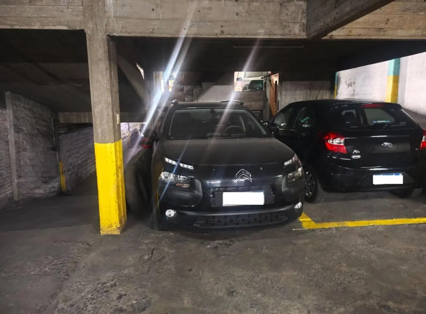 Venta cochera planta baja barrio zona Centro 2
