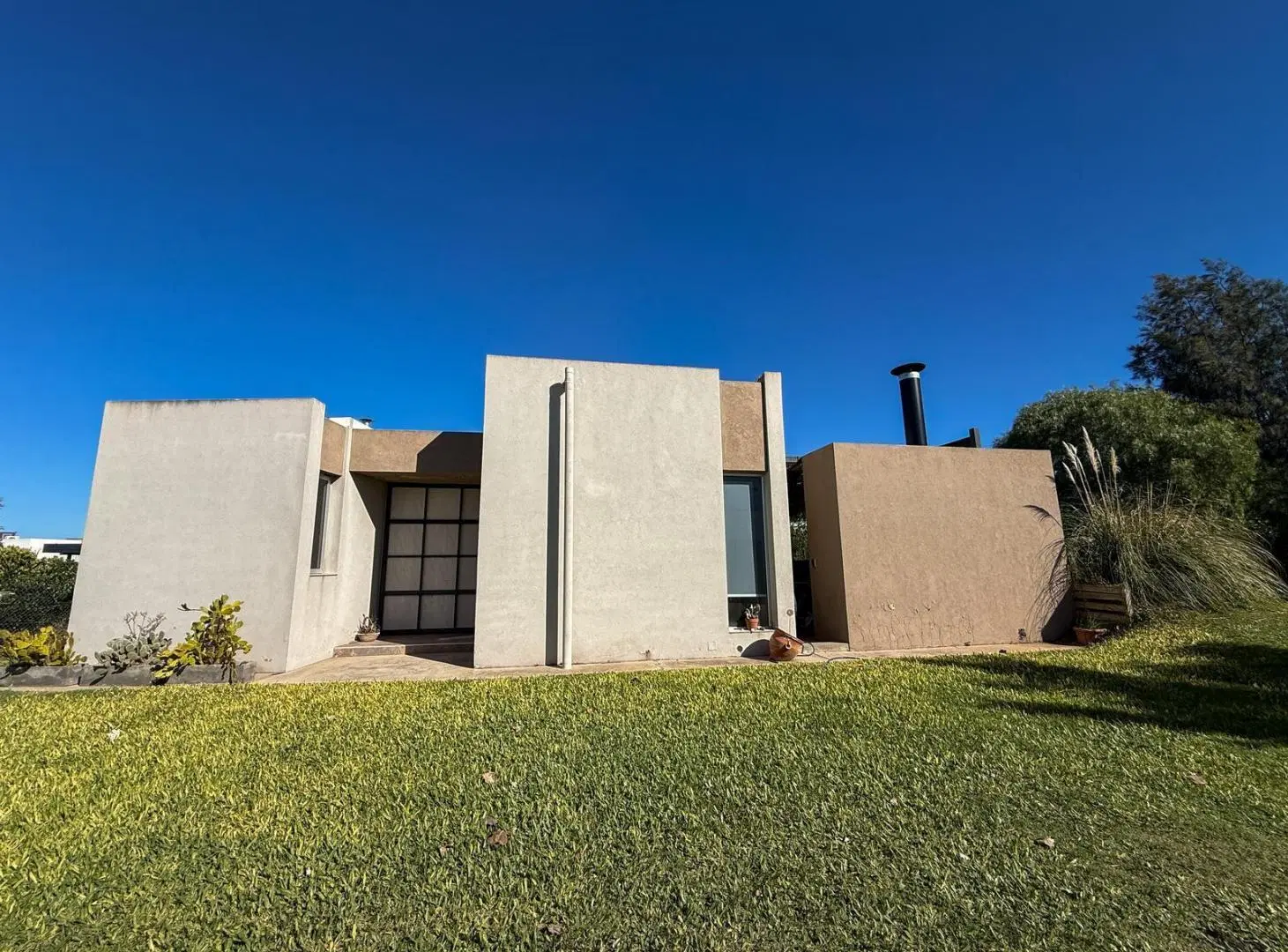 Venta casa de 2 dormitorios en barrio Aguadas, Funes 4