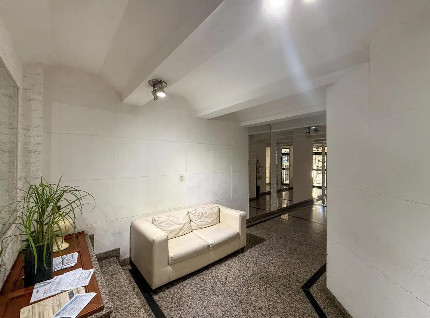 Venta departamento de 3 dormitorios con balcón zona Centro, Rosario 5